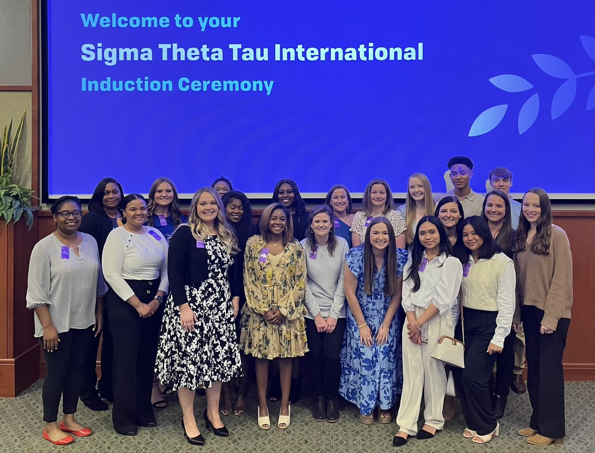 Congrats to our new inductees!  #SIGMA #Nurses