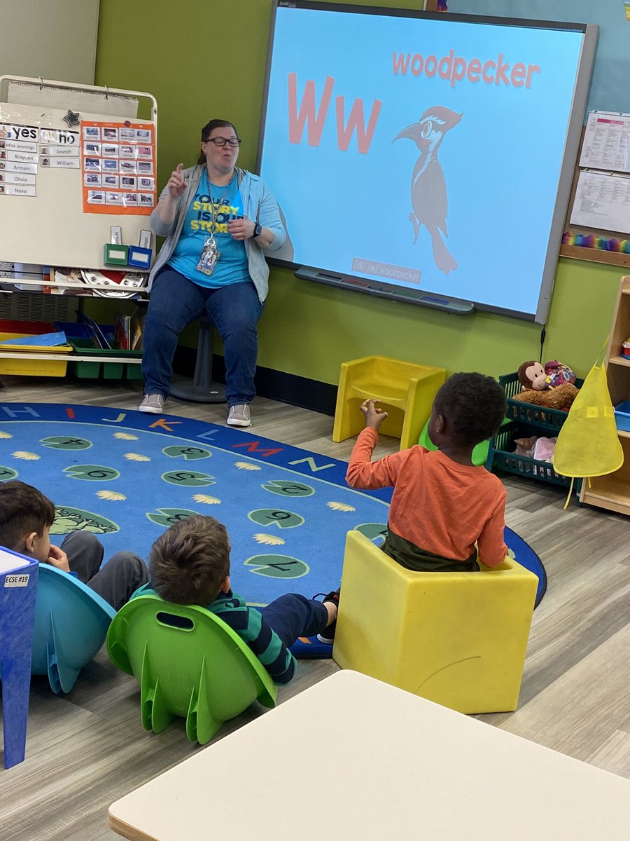 JASteingraber's tweet photo. @ShadyDellECC teachers teaching &amp; modeling while providing literacy rich classrooms. @MoPrek #championshipyear #Spsstory https://t.co/3Aq8MCRZex