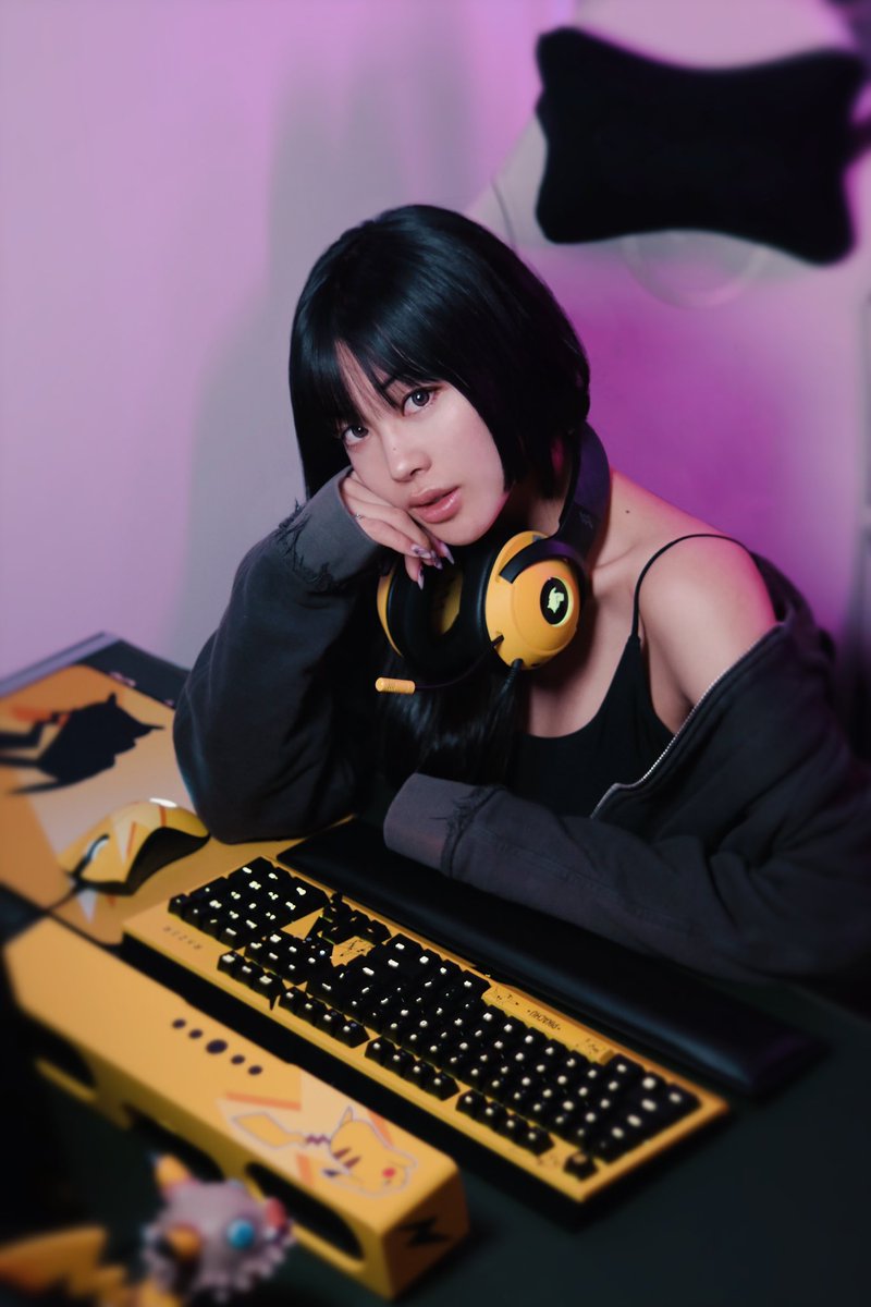 Emily Ghoul (Emily Mei) (@emilyghoul1) on Twitter photo TYSM <a href="/Razer/">R Ξ Z Ξ R</a> for the cutest Pikachu set π I been playing Hogwarts, Fortnite & Lineage lately ~ what are u guys playing ?! TYSM <a href="/Razer/">R Ξ Z Ξ R</a> for the cutest Pikachu set π I been playing Hogwarts, Fortnite & Lineage lately ~ what are u guys playing ?!