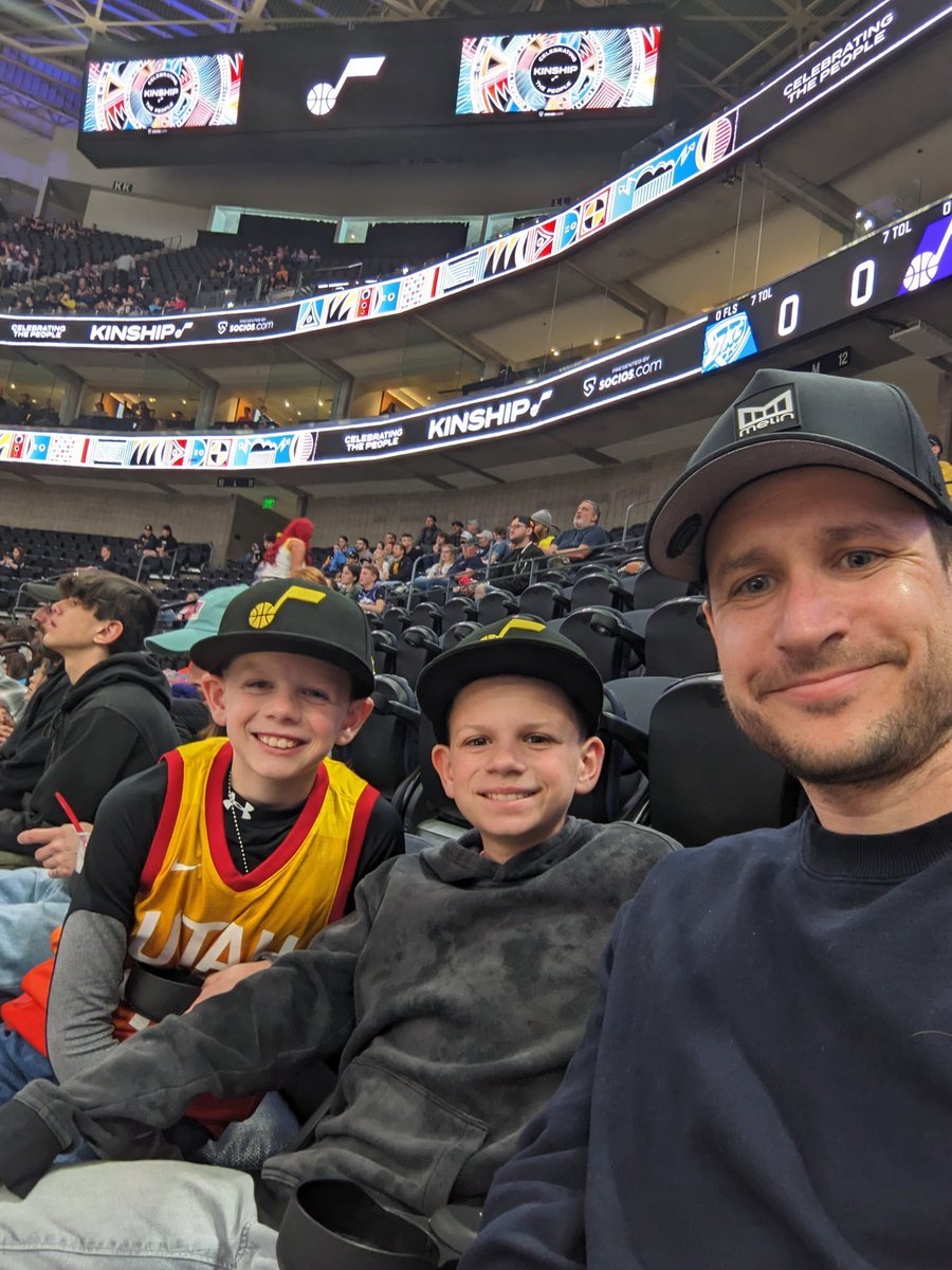 jakeberry8's tweet photo. #TakeNote https://t.co/x8WCUMbkVQ