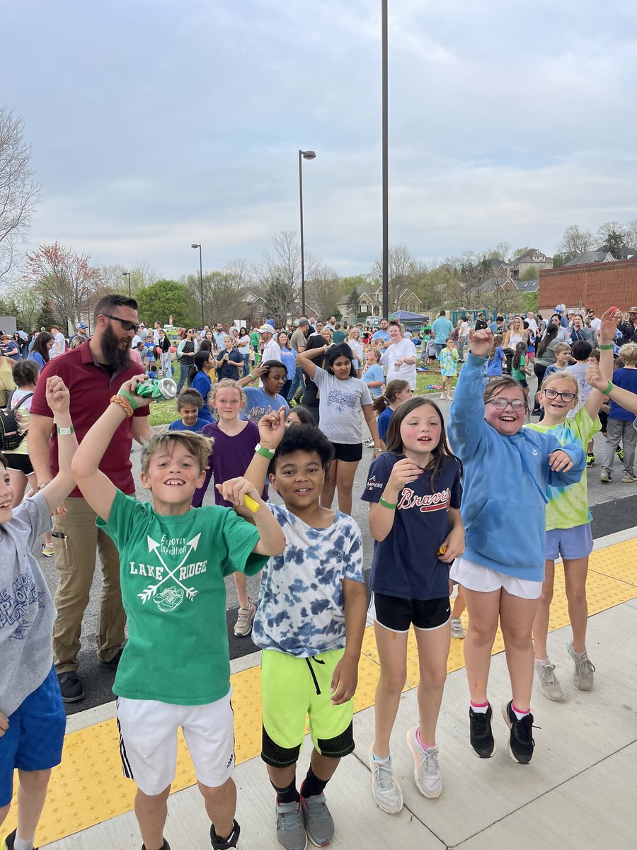 Lake Ridge Elem tweet media