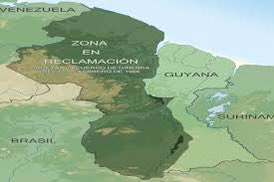 aecarri's tweet photo. Aprovechando la crisis estructural de la Nación, intereses de toda calaña quieren hacerse del ESEQUIBO. 

Pdte @NicolasMaduro: Sin mezquindad ni exclusión, convoque al Consejo de Defensa de la Nación ampliado con sociedad civil y expertos venezolanos. 

¡El ESEQUIBO es nuestro! https://t.co/cuEe6FwZeo