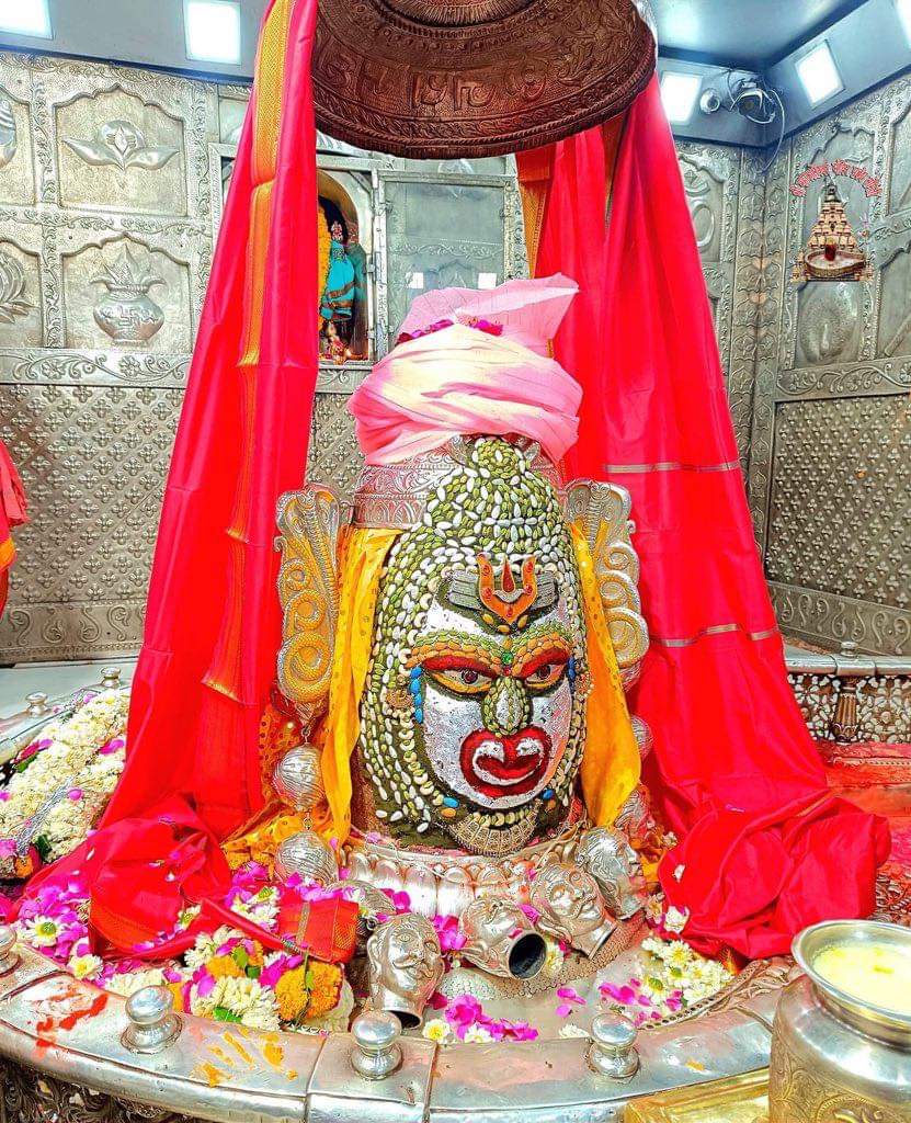 IthakurRavi's tweet photo. जय श्री महाकालेश्वर 🙏
ॐ नमः शिवाय https://t.co/mFVP0uMgGp