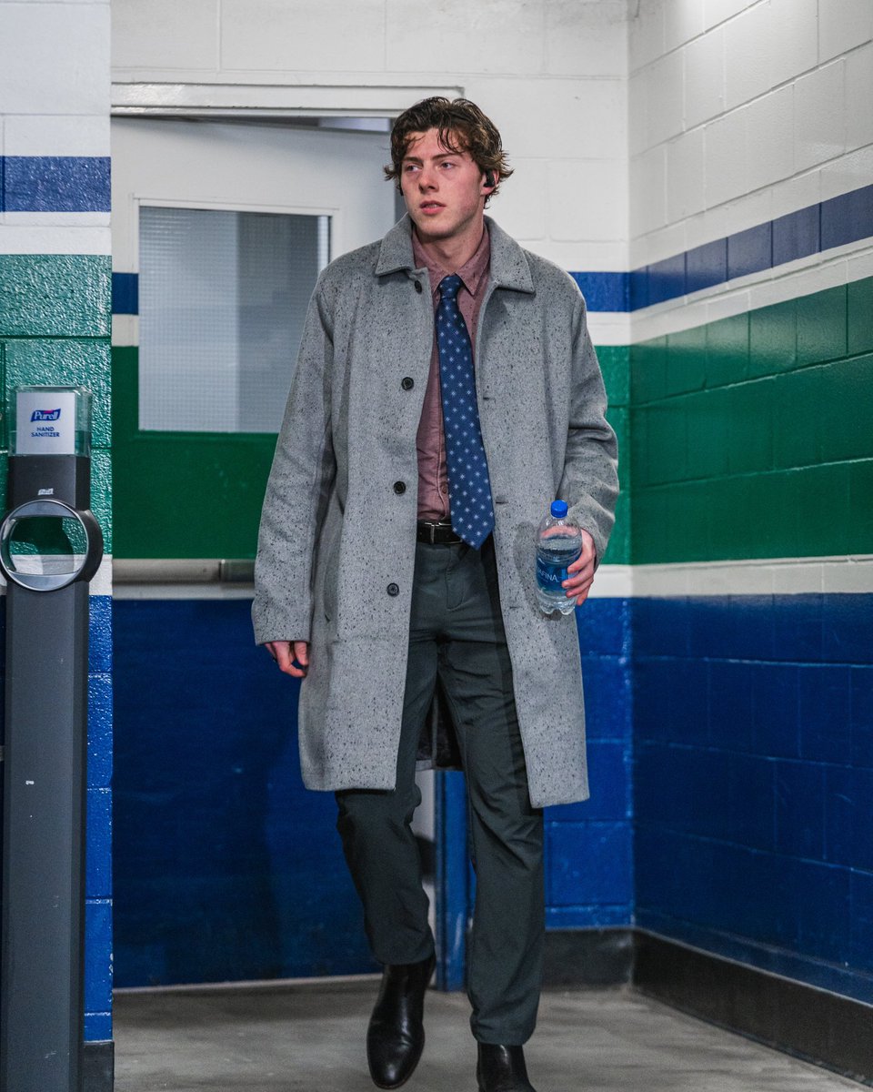 Cole McWard looks like a detective that hasn’t been able to solve a string of serial killings and he has reached his limits.