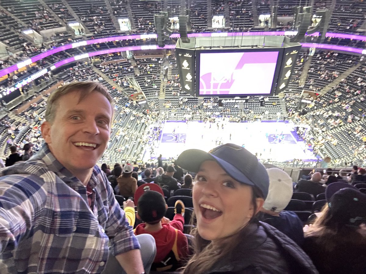 Daddy daughter date with the ⁦<a href="/utahjazz/">Utah Jazz</a>⁩ #takenote