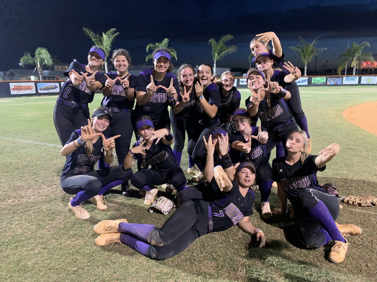 WSBearAthletics's tweet photo. GO @ws_softball!!!    
SOFTBALL WITH GREAT 2-1 EXTRA INNINGS ROAD WIN AGAINST VERY TOUGH @GreatDay2BAHawk https://t.co/UZ2eEWaKvx