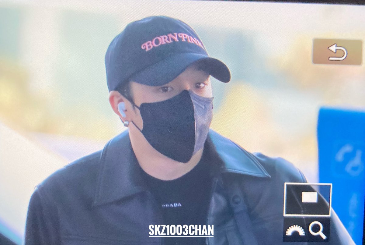 beyondyasmin's tweet photo. BANG CHAN’S BORN PINK HAT OMFG? https://t.co/5elLooBbqm