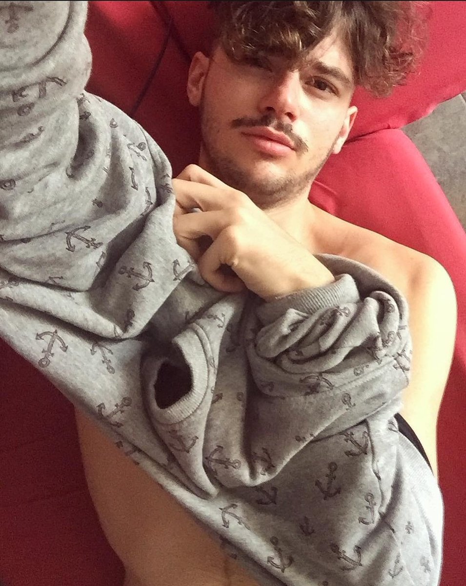 Fil_is_tall's tweet photo. Memories, Year 2018.
Guess the age:
17, 21, 23, 26
.
.
#YoungBoys #italianboy #memories #newontwitter #gallery #cuteboy #gayboy #gay #LGBTQ #Milan #gaylondon #gayespaña #gayberlin https://t.co/eDDnrY2uPh