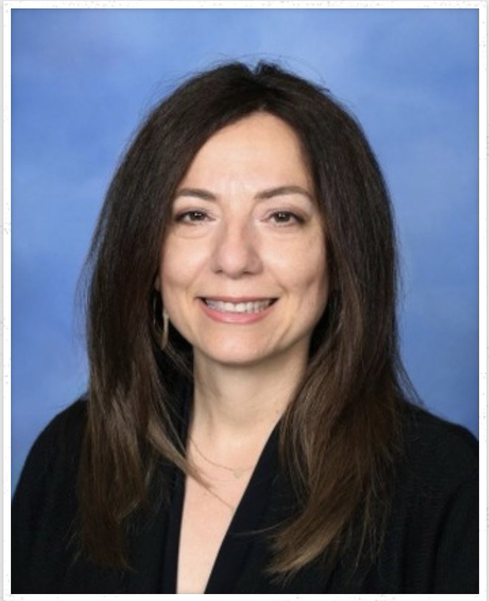 Happy Assistant Principal’s Week to our AMAZING @MrsFerroPES PES Loves You!!