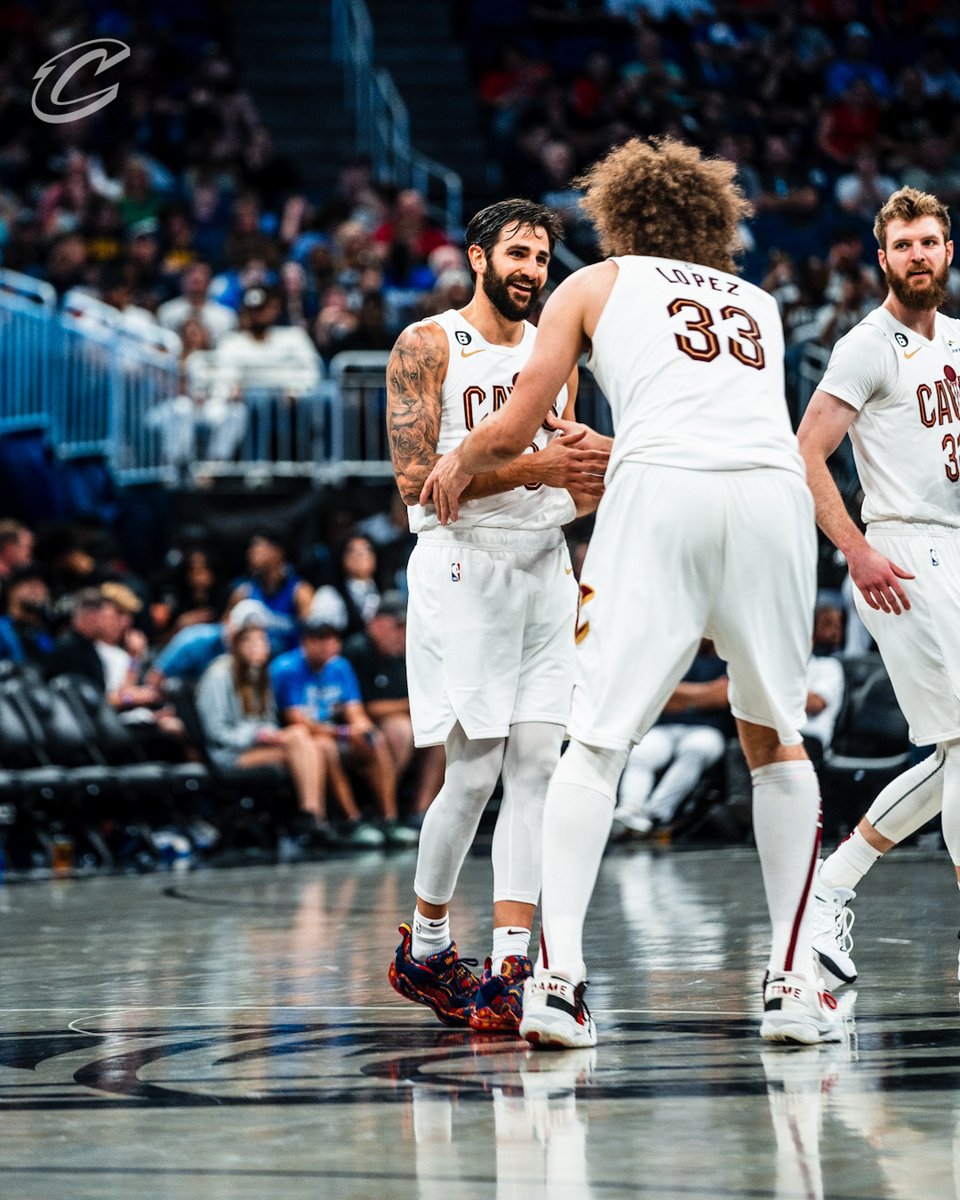 cavs's tweet photo. CAVS WIN! #LetEmKnow https://t.co/rj3qNzzls2