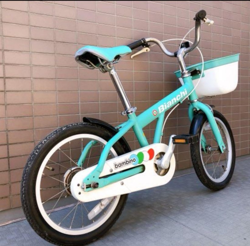 【アオバ自転車店といこうよ!11巻】が発売となっております。
今回はエリザベス・パパの若き日のロマンスや、最小のビアンキ・バンビーノ。自転車じゃなくて、そのトレーラーなどなど。
よろしければ貴方の本棚に。
電子書籍も同時発売です。 