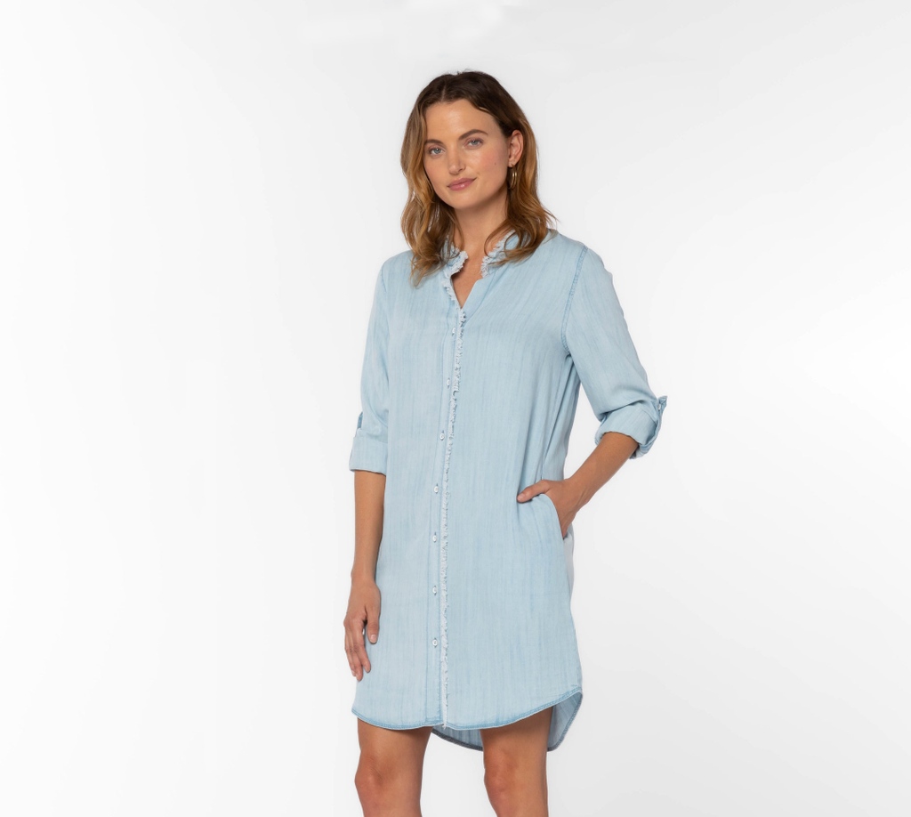 Spring break calls for light weight TENCEL™ 🔹 Shop our soft Elly Button Down Shirtdress! 

#velvetheart #velvetheartclothing #shirtdressseason #lightweighttencel #denimdresses #springbreakstyle