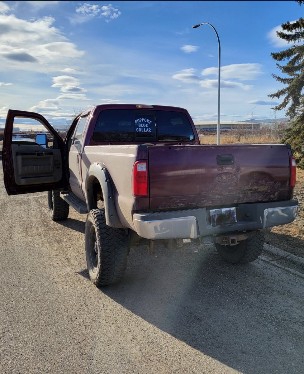 #FortStJohn 
This driver recently bought this truck but was found to have #NoDriversLicense had a history of driving impaired and blew a #Warn roadside.  The vehicle was impounded for a #3DayImpound and a #ViolationTicket was issued.
#noexcuses