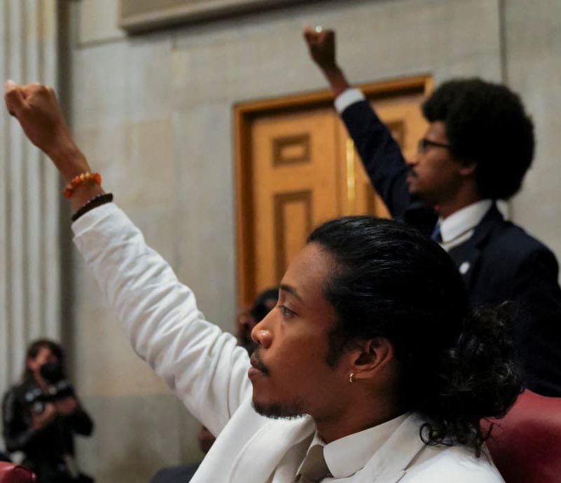 ABSOLUTELY DISGUSTING: Reps Justin Pearson and Justin Jones, who are black, have been expelled from the Tennessee House for protesting against gun violence. Rep Gloria Johnson, a white women, was allowed to keep her seat. This abuse of power and racism by the GOP will not be