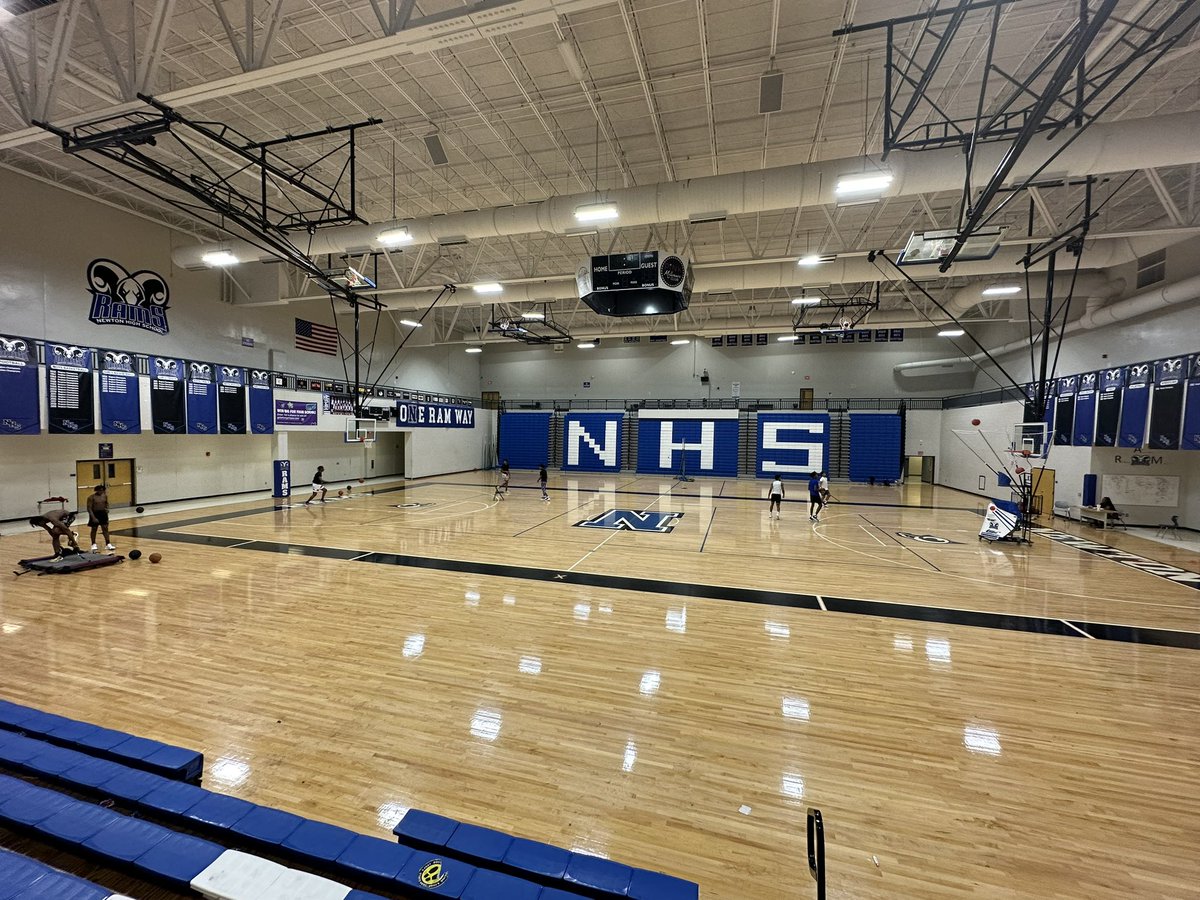 NewtonRamsHoops's tweet photo. How we spent our spring break on #1RamWay….. https://t.co/UV2bQTClLU