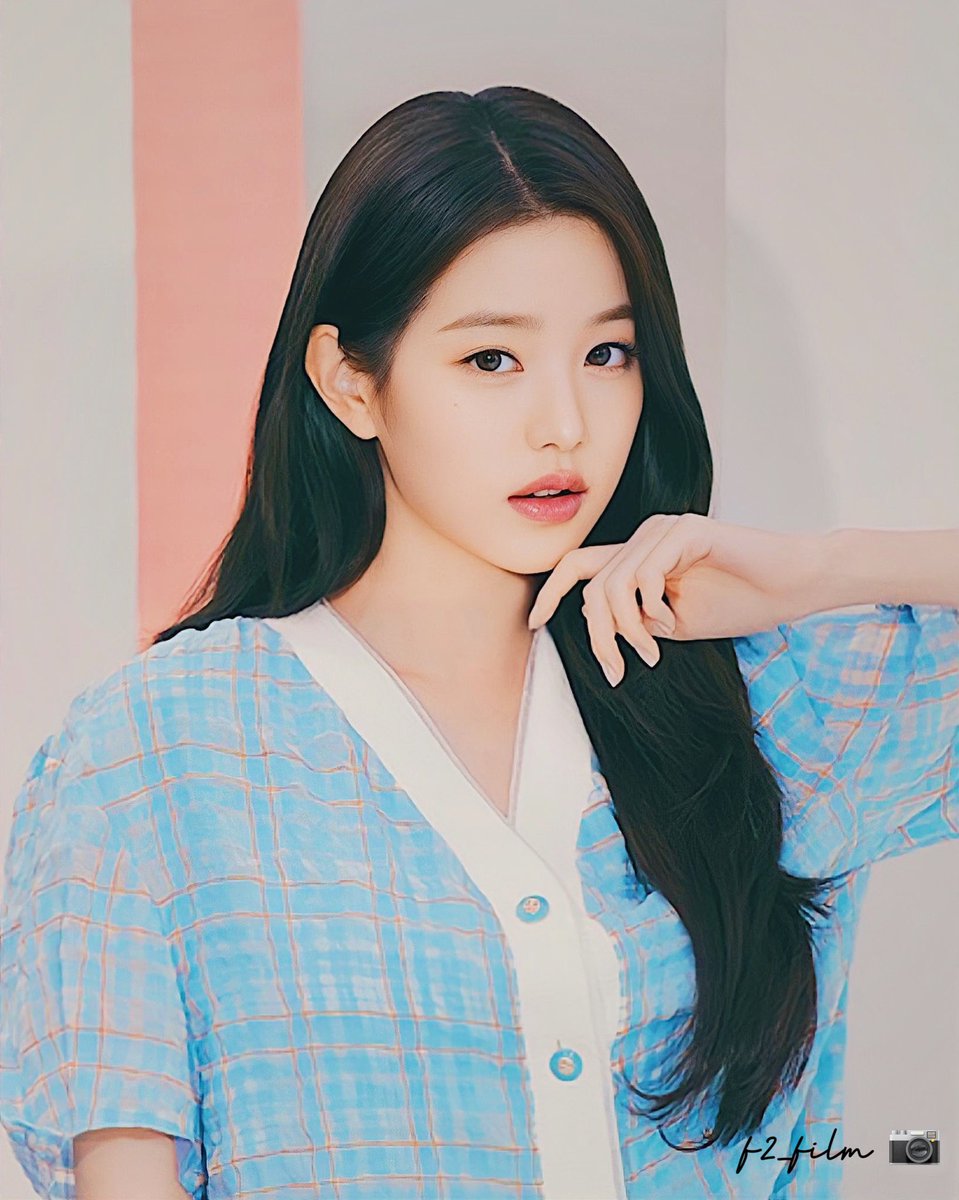 공주

#WONYOUNG #장원영
<a href="/IVEstarship/">IVE OFFICIAL</a> <a href="/IVE_twt/">IVE</a>