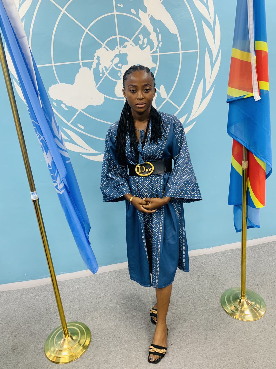 sekeruth5's tweet photo. Nous avons eu l’honneur de participer à la session de formation sur le Cyber harcèlement à la Monusco,pour éviter d’être victime de l’hameconage ou du cyber criminalité.#KINGDOM #Kinshasa #young @MonuscoF #muasi #dynamique https://t.co/w1DxFIW4uq