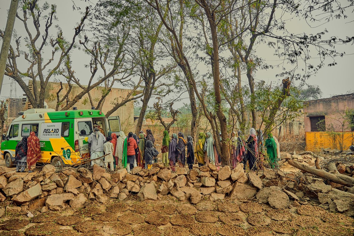 smilefoundation's tweet image. More than 15,800 children and families from 11 villages in Bhiwadi and Tijara, Rajasthan have been provided doorstep healthcare services through #SmileOnWheels, supported by Relaxo Foundation (@relaxofootwears), since April, 2022.
#WorldHealthDay #HealthCannotWait