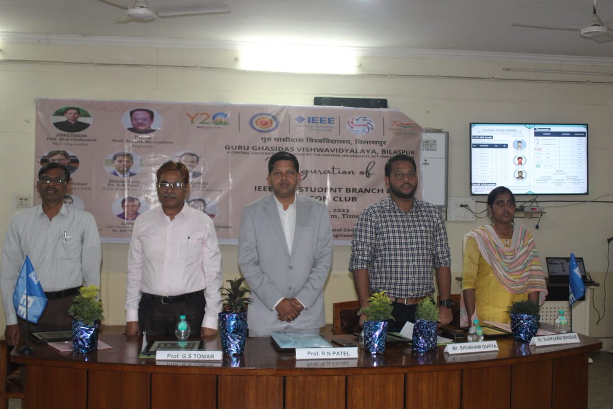 ieee_ggv's tweet photo. The inaugural ceremony of IEEE STUDENT BRANCH at School of Studies of Engineering and Technology @ggv_smc  was organised on 6th April, 2023. It is a significant step towards fostering technological innovation and knowledge-sharing among aspiring engineers. 
#IEEE #inaugration https://t.co/AdKDgPpxzU