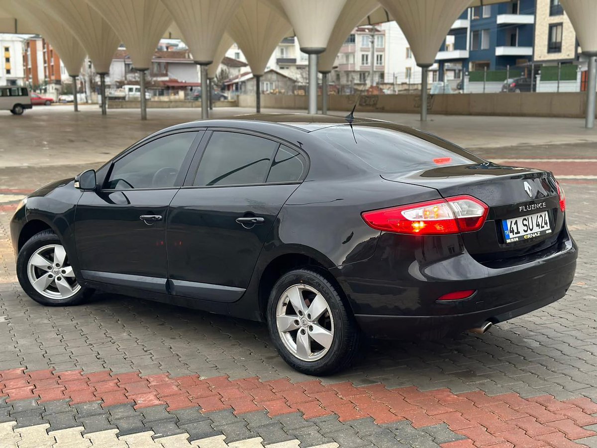 cngzadgzl's tweet image. 2011 Renault 1.5DCİ EXTREME PAKET 234.000KM 
Sağ ön çamurluk 
sol ön çamurluk 
Sol arka kapı 
Arka tampon BOYALIDIR. 
Değişen YOKTUR tramer:1.750₺
#kocaeli #2el #istanbul #yalova #adapazarı #sakarya #gölcük