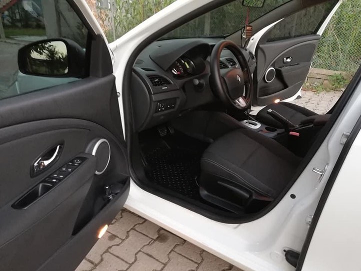 cngzadgzl's tweet image. 2012 Renault 1.5DCİ extreme edition otomatik vites 190.000KM 
Sol ön kapı DEĞİŞİKTİR.
Sol arka kapı boyalı 
Sol arka çamurluk lokal 
Bagaj kapağı lokal tramer 4.300₺
#kocaeli #2el #istanbul #yalova #adapazarı #sakarya #gölcük