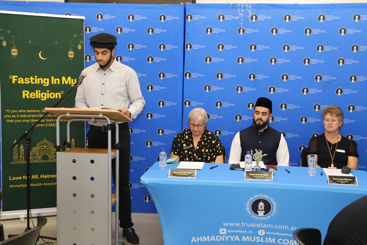 ahmadiyya_sa's tweet photo. @MoiraWere @onkawatch #Aldinga #southaustralia #onkaparinga #christiesdown #Unitingchurch #church #interfaith #ramadan #noormosque #ahmadiyya #fastinginmyreligion https://t.co/DhMaUpShFT