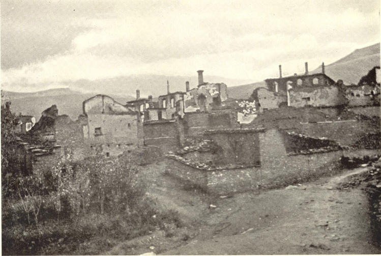 На 7 Април 1905 (25 Март ст. стил) по наредба на грчкиот костурски митрополит Германос Каравангелис, грчките андарти убиваат 60 селани од с. Загоричани, вклучувајќи и старци, жени и деца. Италијанскиот полковник Албер, кој учествувал во многу борби со дивите африкански племиња,