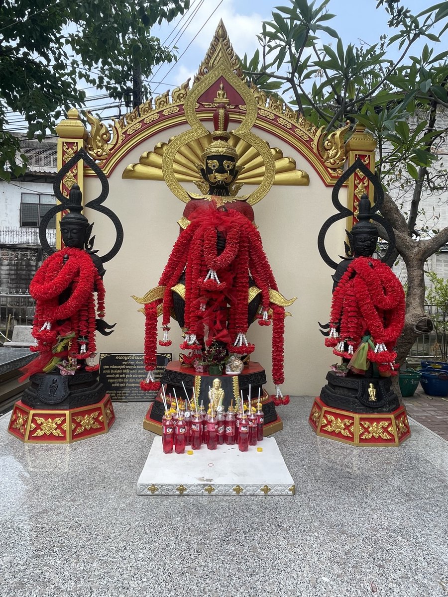 psmark1821's tweet photo. ใครผ่านมาเห็นโพสนี้ ขอพรได้1ข้อ

🔴ท่องคาถาบูชาท้าวเวสสุวรรณ แล้วตามด้วยการขอพรได้1อย่างค่ะ

แนะนำให้บูชาแผ่นทองท้าวเวสสุวรรณร่วมด้วยจะยิ่งปังและสมหวังค่ะ สาธุๆๆๆ🌷✨

ปล.รีทวิต+พิมพ์9เพื่อให้สมหวังโดยเร็ว🔮 https://t.co/4jpuEhUWM1
