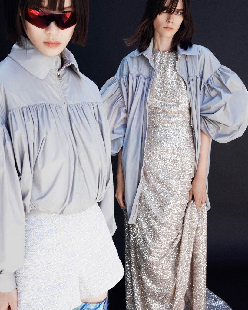 Discover our collection of Rochas Paris at experience27.com 🪩
