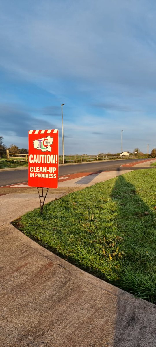 Adare Tidy Towns (@adaretidytowns) on Twitter photo Cleared frost off windscreen to head out to prepare <a href="/AdareVillage/">AdareVillage</a> for #TLC8 at 6.45am. stunning morning for a #CleanUp Slow down on the roads this morning lots of #volunteers out picking litter for <a href="/TLC_Limerick/">Team Limerick Clean-Up</a>
<a href="/aaroadwatch/">The AA Ireland</a>
<a href="/TidyTownsIre/">Supervalu TidyTowns Competition</a> <a href="/LimerickEnviron/">Limerick Environment</a> <a href="/LimerickCouncil/">Limerick Council - Comhairle Luimnigh</a> Cleared frost off windscreen to head out to prepare <a href="/AdareVillage/">AdareVillage</a> for #TLC8 at 6.45am. stunning morning for a #CleanUp Slow down on the roads this morning lots of #volunteers out picking litter for <a href="/TLC_Limerick/">Team Limerick Clean-Up</a>
<a href="/aaroadwatch/">The AA Ireland</a>
<a href="/TidyTownsIre/">Supervalu TidyTowns Competition</a> <a href="/LimerickEnviron/">Limerick Environment</a> <a href="/LimerickCouncil/">Limerick Council - Comhairle Luimnigh</a>
