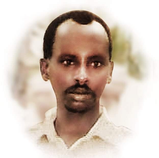 Mutsindashyakam's tweet photo. On this day, I remember my family members murdered in the genocide against the Tutsi in 1994 in Rwanda. Life was challenging afterwards, but persevered and built resilience. Today, I hold onto hope for a brighter future, knowing that their memory lives on in us. #NeverForget #Kwibuka29 #GenocideAgainstTutsi #Resilience #HopeForTheFuture