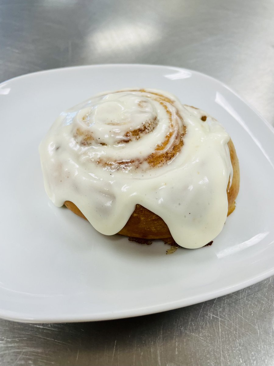 GISD_Culinary's tweet photo. We have been learning all about yeast doughs! The kitchen was filled with the aroma of fresh bread and cinnamon rolls all week!! Love it!! 🥖 🍞 😀 https://t.co/NMnWb1Ymmj