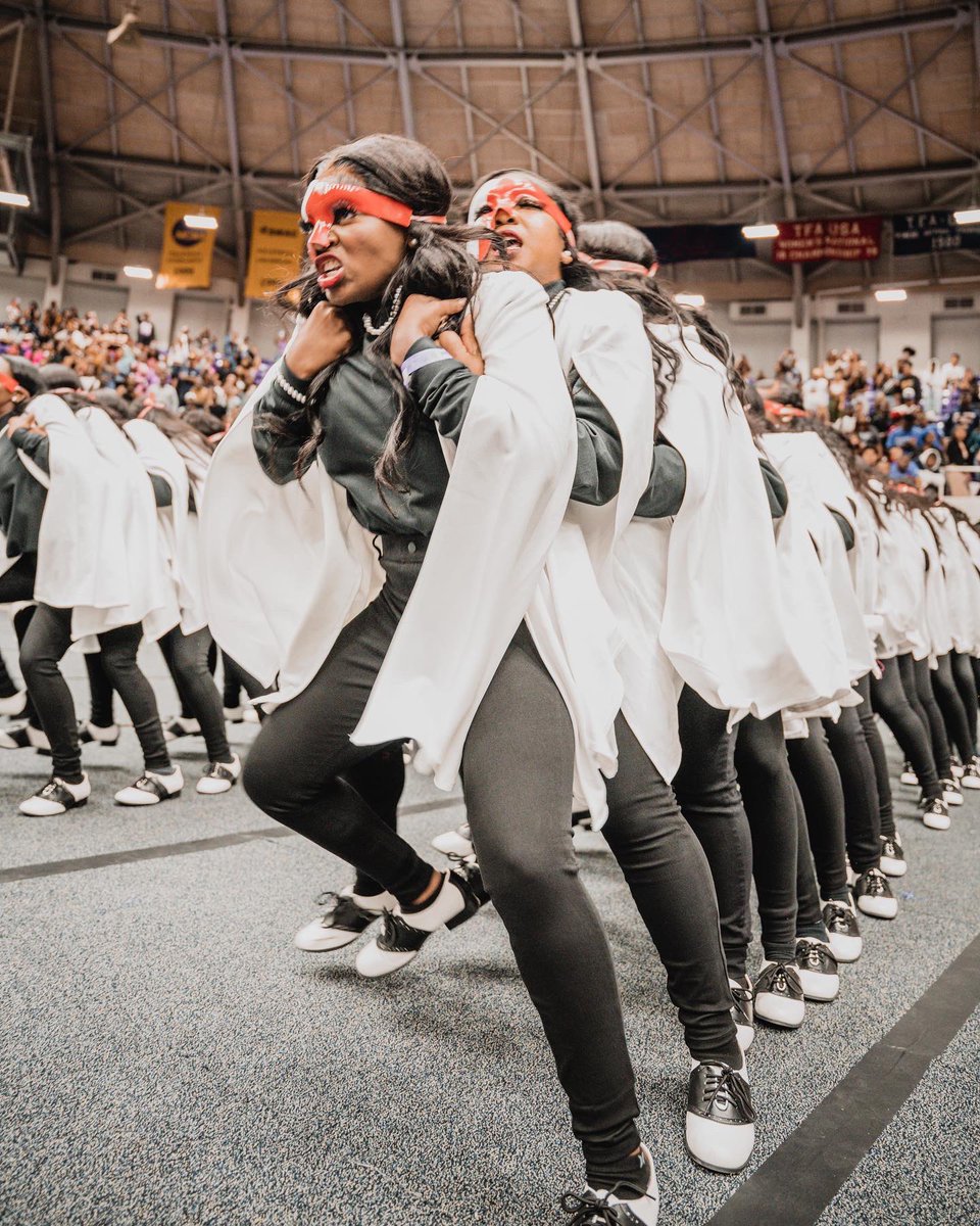 liddotee_'s tweet photo. To my neos, R.E.D.emption, you ladies have touched my heart deeply. It has truly been an honor leading you to DeltaLand, &amp; a privilege to bring you through Eta Beta. The REAL WORK begins now, and I have no doubt that y’all will make me proud. The yard is yours, hold it down! 🔺 https://t.co/lXXiDPM0mJ