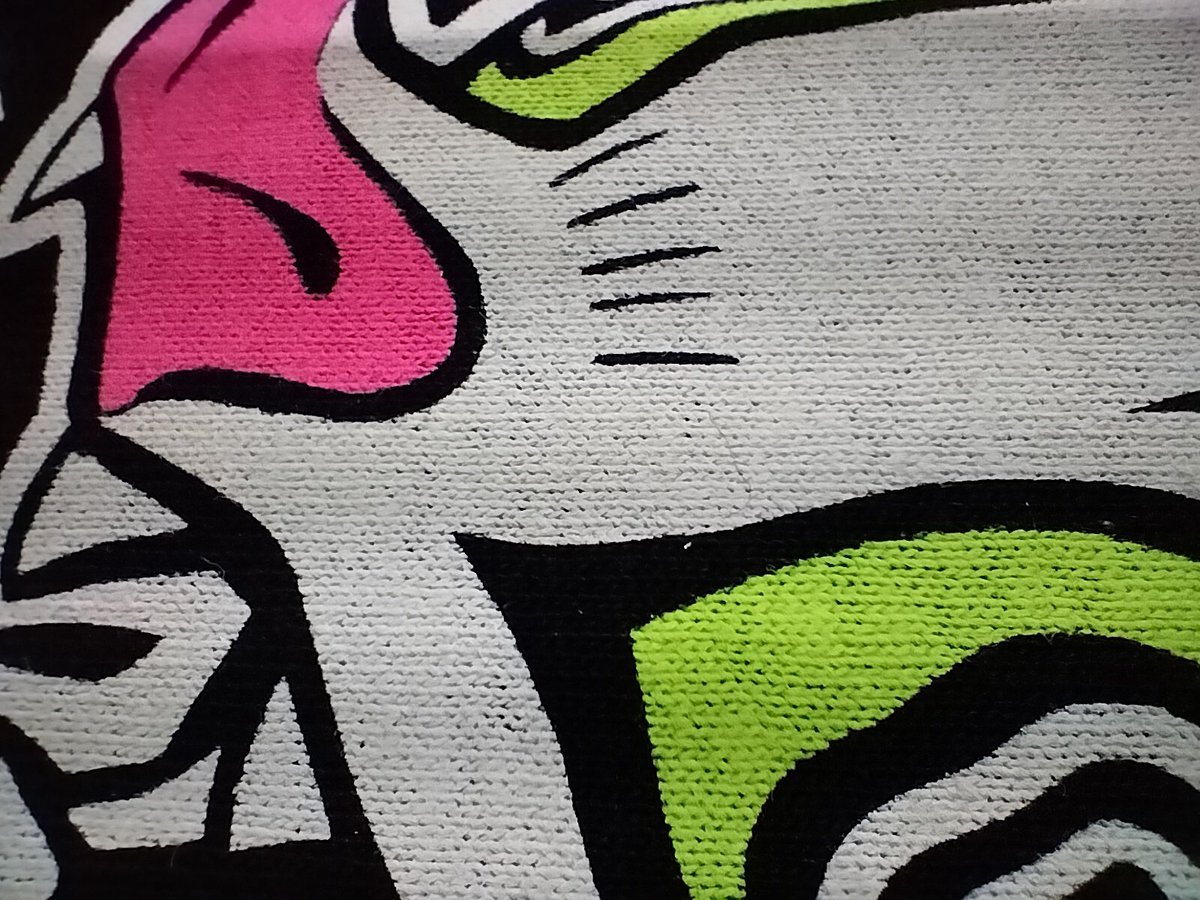 Loftcraftt's tweet image. Re print para @drunkenfix con nueva impresión en mangas y espalda de su diseño de tlacuach a 3 tintas en técnica de descarga/tacto 0 🐙🐀❎
#serigrafia #screeenprint #screenprinted #streetwear #possum #tlacuache #MonsterEnergy #NEON #neonclothes #branding #urbanfashion #urban