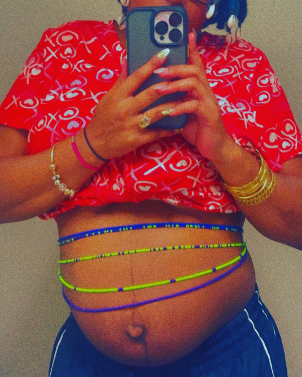 digitalbeautyp's tweet image. After two years of being pregnant 🤰🏾, I am happy 😃 to be back wearing my waistbeads after two months postpartum… #progressloading #postpartum 🖤 #waistbeads 📿
