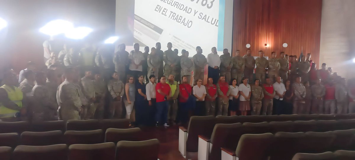 ArgosDaje's tweet photo. Estamos muy agradecidos con la #DIPERE por la invitación, para brindar una Conferencia Magistral Cumplimiento de la Ley N° 29783 - Ley de Seguridad y Salud en el Trabajo, aplicada a nivel nacional para el Ejército Peruano.
¡ GRACIAS TOTALES ! ¡ SEGURIDAD + SALUD PARA TOD@S ! https://t.co/gQOO1pD7no