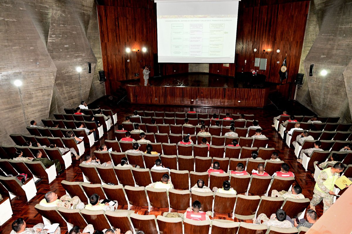 ArgosDaje's tweet photo. Estamos muy agradecidos con la #DIPERE por la invitación, para brindar una Conferencia Magistral Cumplimiento de la Ley N° 29783 - Ley de Seguridad y Salud en el Trabajo, aplicada a nivel nacional para el Ejército Peruano.
¡ GRACIAS TOTALES ! ¡ SEGURIDAD + SALUD PARA TOD@S ! https://t.co/gQOO1pD7no