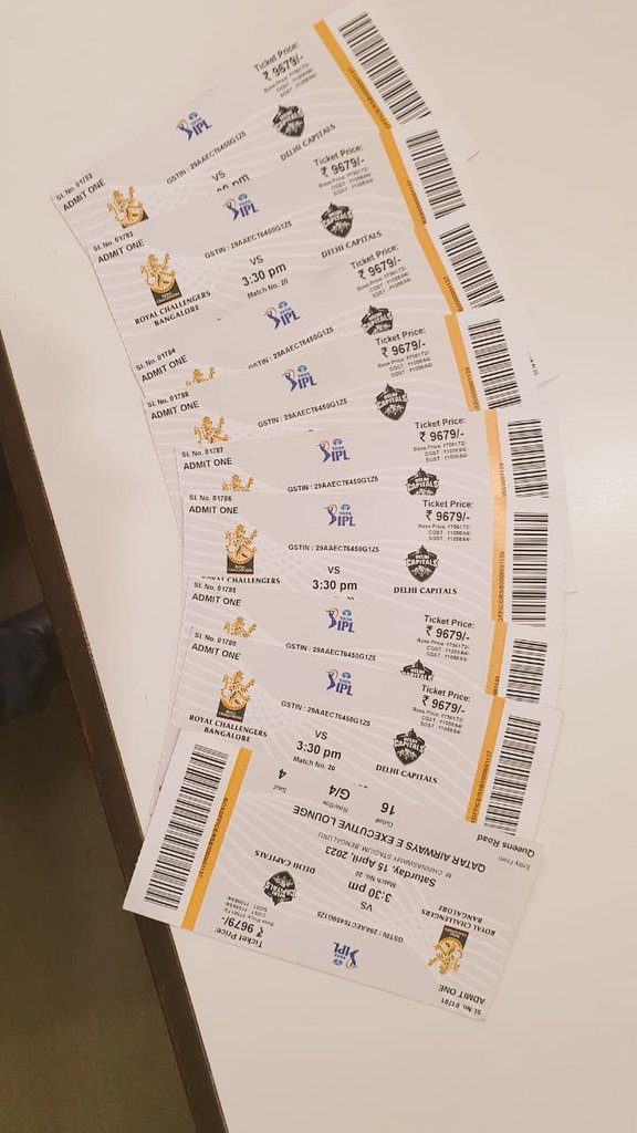 CinemaBuzzTelug's tweet photo. All set for the match Bengaluru vs Delhi
#RCBvsDD #ನಮ್ಮRCB #PlayBold
"Ee sala cup namde 🔥" https://t.co/ZdHuJ8bYGe