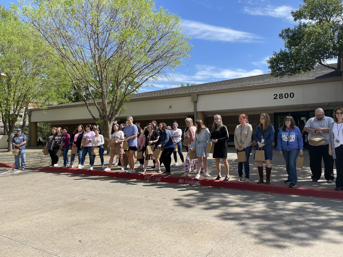 Staff egg hunt was a hit! 🐣 We love surprising our staff with treats! <a href="/eboneedk/">Dr. Ebonee D. King</a> <a href="/ValleyCreekMISD/">Valley Creek Elem</a>