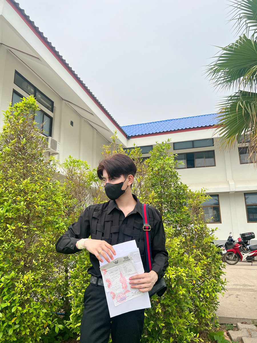 waiteens's tweet photo. ไม่ติดทหาร จะถ่ายรูปโคยให้ดู🥺😂 https://t.co/KVHKWmEvIJ