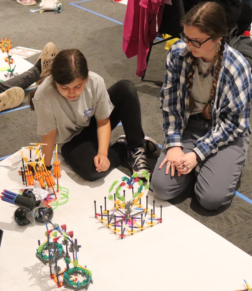 TheSTEMnerdette's tweet image. So proud of our middle school STEM teams!!! They did a great job at todays STEM competition! It never gets old watching teams as they work together! #STEMandLiteracy #STEMatWCS ❤️