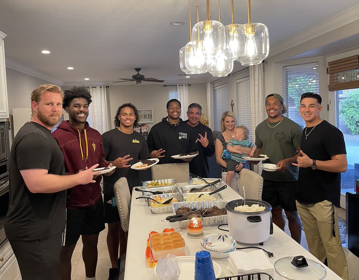 Shaun Aguano 🔱 🏈🤙🏽🙏🏽 tweet media