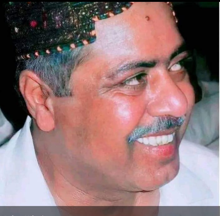AlikkArif's tweet photo. فڪر سيد ۾ فنا ٿي جنهن جاڳايو قوم کي
سو قريشي عشق مان ويو سنڌ جي مٽي ملي.. #TributeToShBashirQureshi https://t.co/d47UmkD1ot