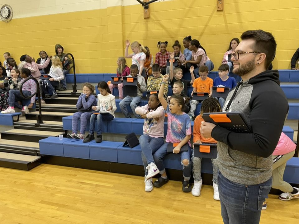 AirQualityEPICS's tweet photo. Thank you Miller Elementary for allowing us to work with your students today!!! The students were incredible, and we are all very excited for our next visit! https://t.co/Ssxz89X5OH