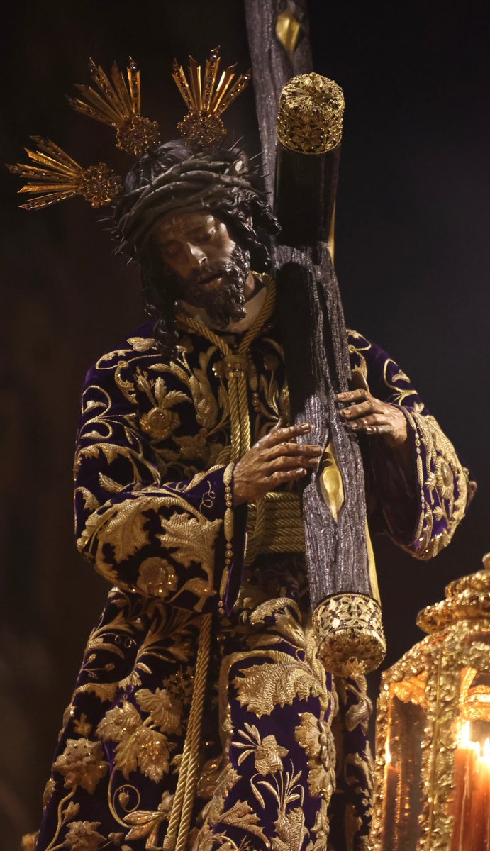 HdadGranPoder's tweet photo. Señor, tú que tienes las manos llenas de mercedes. Y que todo lo sabes, y que todo lo puedes.

#SSantaSevilla23 https://t.co/DoGJZm5xCL