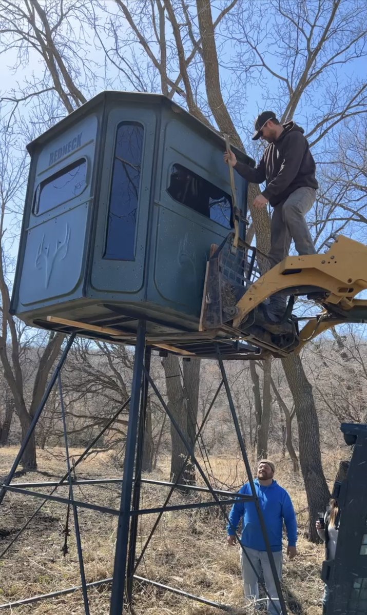 Enjoyed the weather by putting up a few new <a href="/RedneckBlinds/">Redneck Blinds</a> with the whole family!