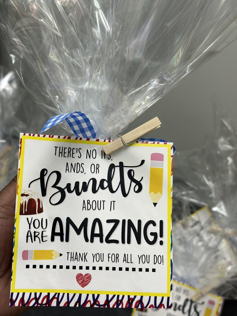 Bundts for Principal <a href="/rachellaytonbr1/">rachel.layton@bryanisd.org</a> and Associate Principal, Ebony Davis!