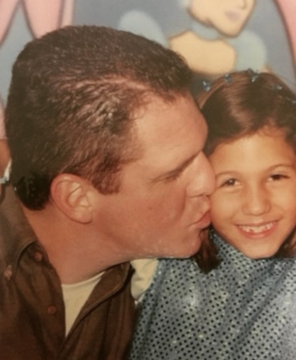 caroldaia_'s tweet photo. Hoje me sinto mais forte Mais feliz, quem sabe Só levo a certeza De que muito pouco sei Ou nada sei

Te amo pra sempre https://t.co/E7XWSNPNeF