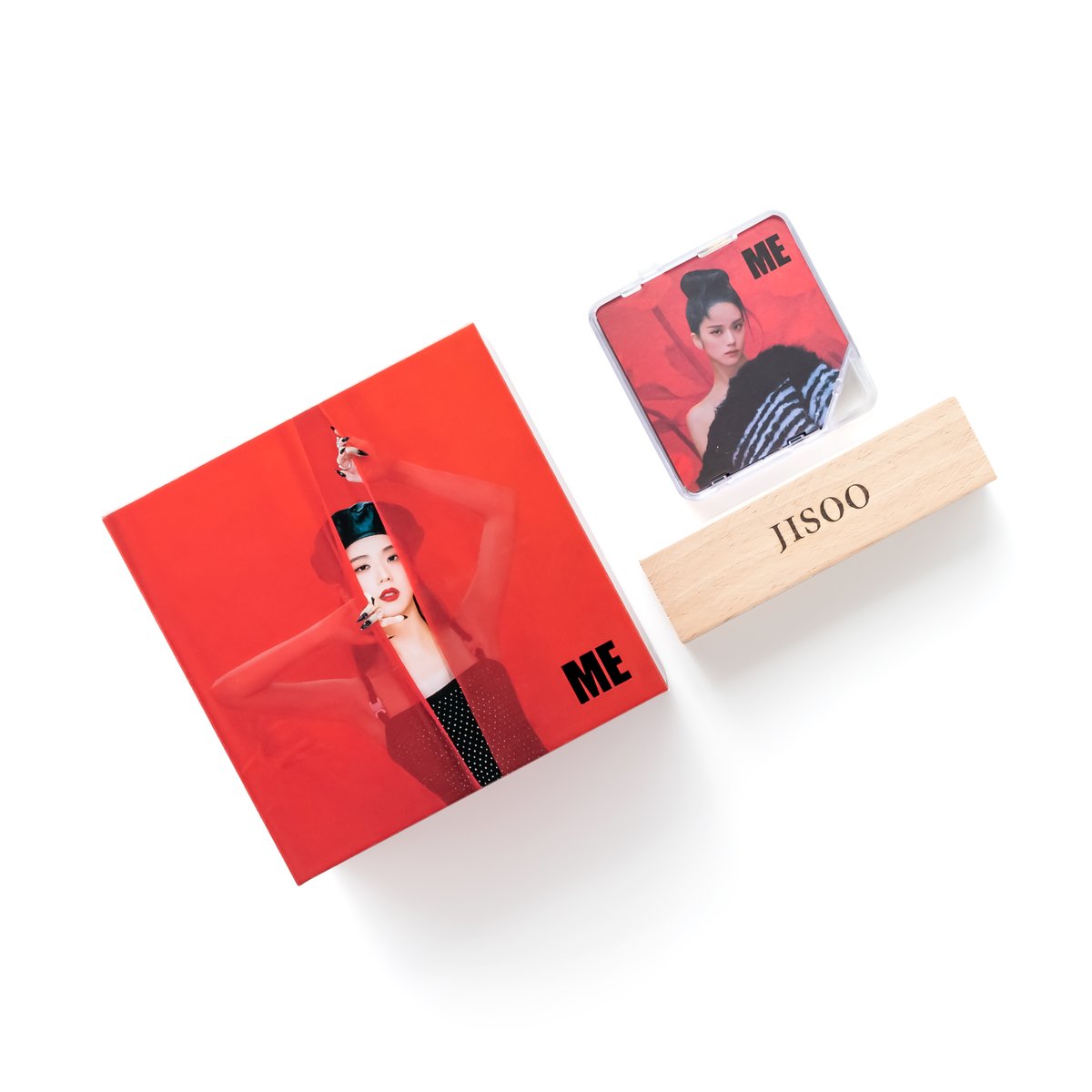 MyKpopBrain's tweet photo. #Jisoo ME KiT Album Unboxing! Watch: https://t.co/2cIKqb5pr3

#JISOO_Blooming_With_ME #JISOO_FLOWER #Blackpink #Jennie #Rose #Lisa #FLOWER1stWin #AllEyesOnMe #Kpop #MyKpopBrain https://t.co/EnCMyog603