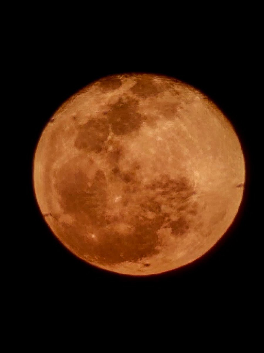 gabbsdear's tweet photo. Deseo buscar menos y dejarme encontrar más ❤️❤️‍🩹🍃#librafullmoon https://t.co/tBW5MiB34w